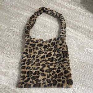 Leopard Print Faux Fur Shoulder Bag
